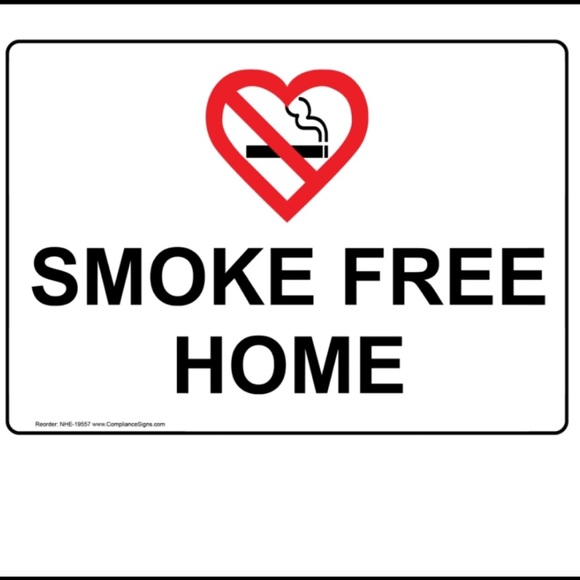 All items are from a smoke free home! - Picture 2 of 2